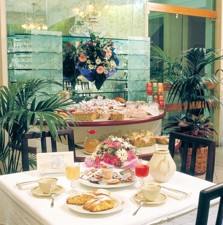ACasaMia WelcHome Hotel Rimini Exterior foto